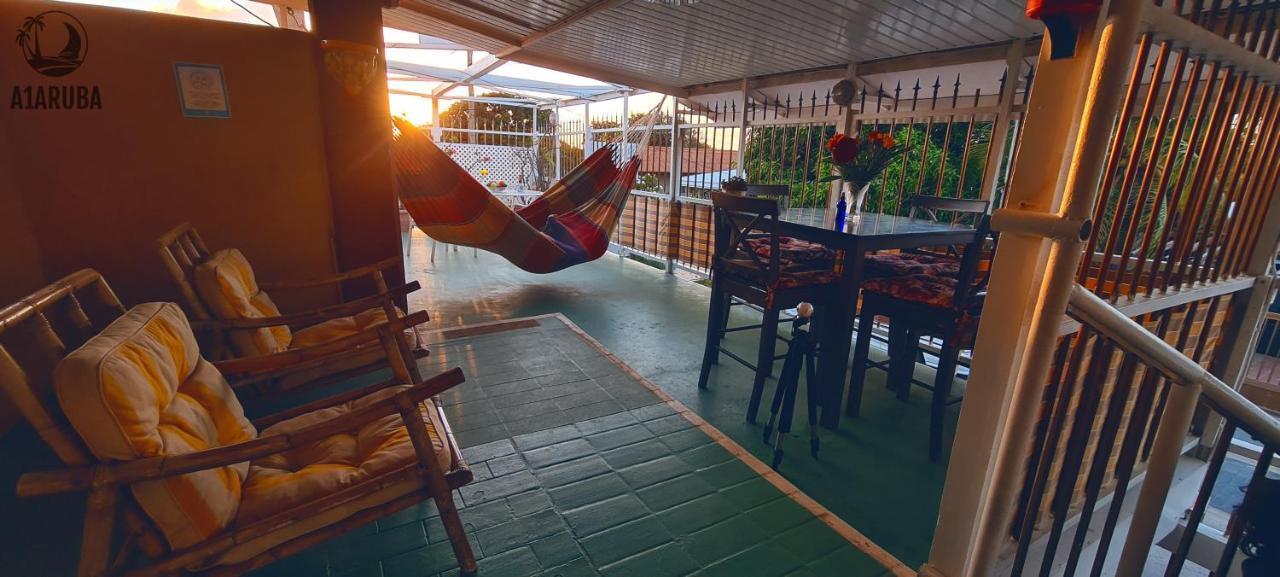 A1 Apartments Aruba Oranjestad Bagian luar foto
