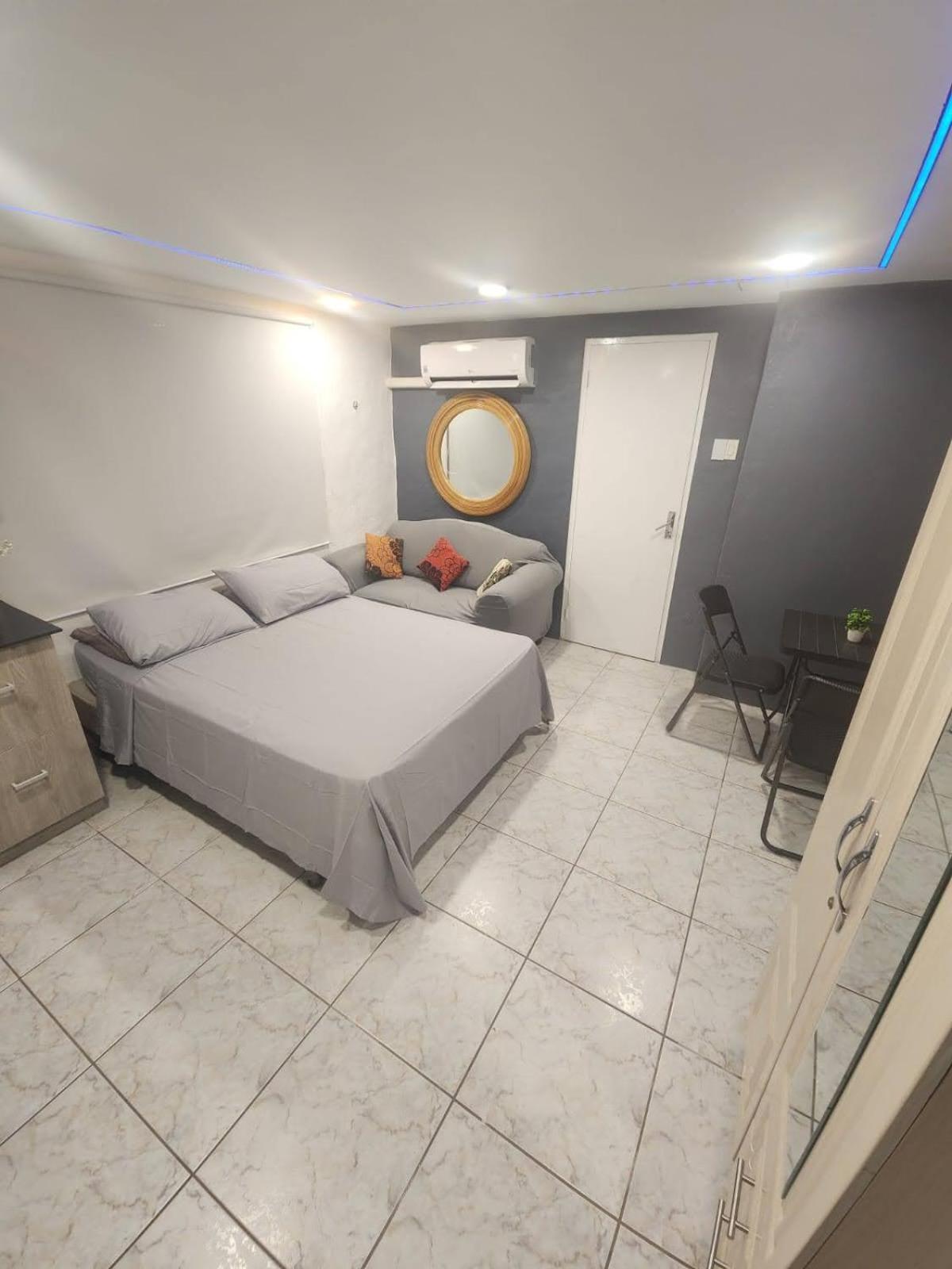 A1 Apartments Aruba Oranjestad Bagian luar foto