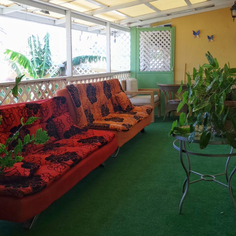 A1 Apartments Aruba Oranjestad Bagian luar foto